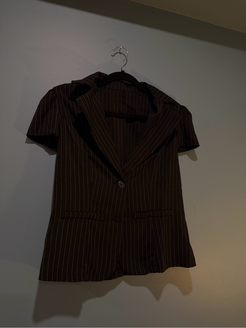 Vintage Pinstripe Short Sleeve Blazer - Black with White Stripes